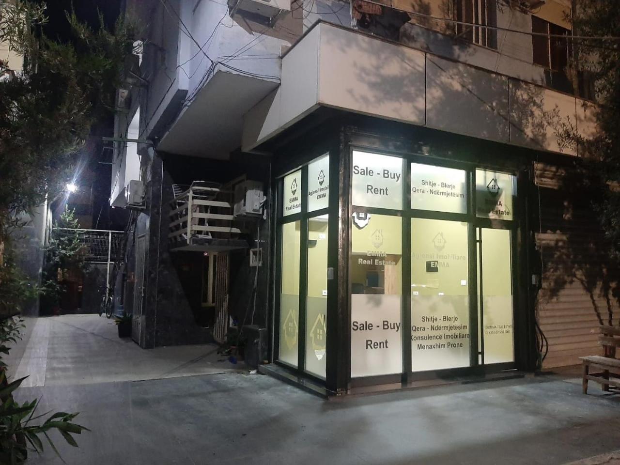 Apartment Lovely Amd Quite Appartament 1-1 Tirana